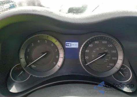 2016 Infiniti Q70 3.7 z USA, uszkodzony, nr VIN JN1BY1AP5GM221330